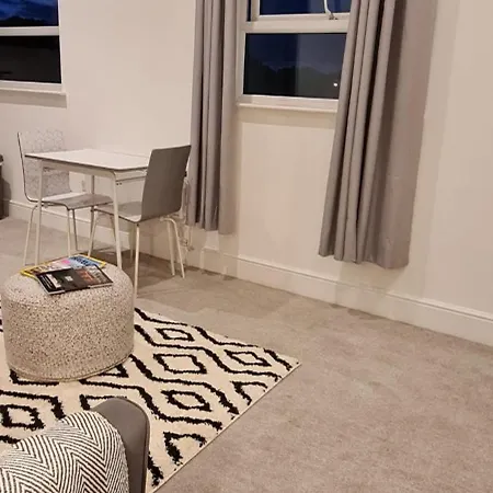 Croydon London Serviced Apartment Sweet Luxe Estates Экстерьер фото